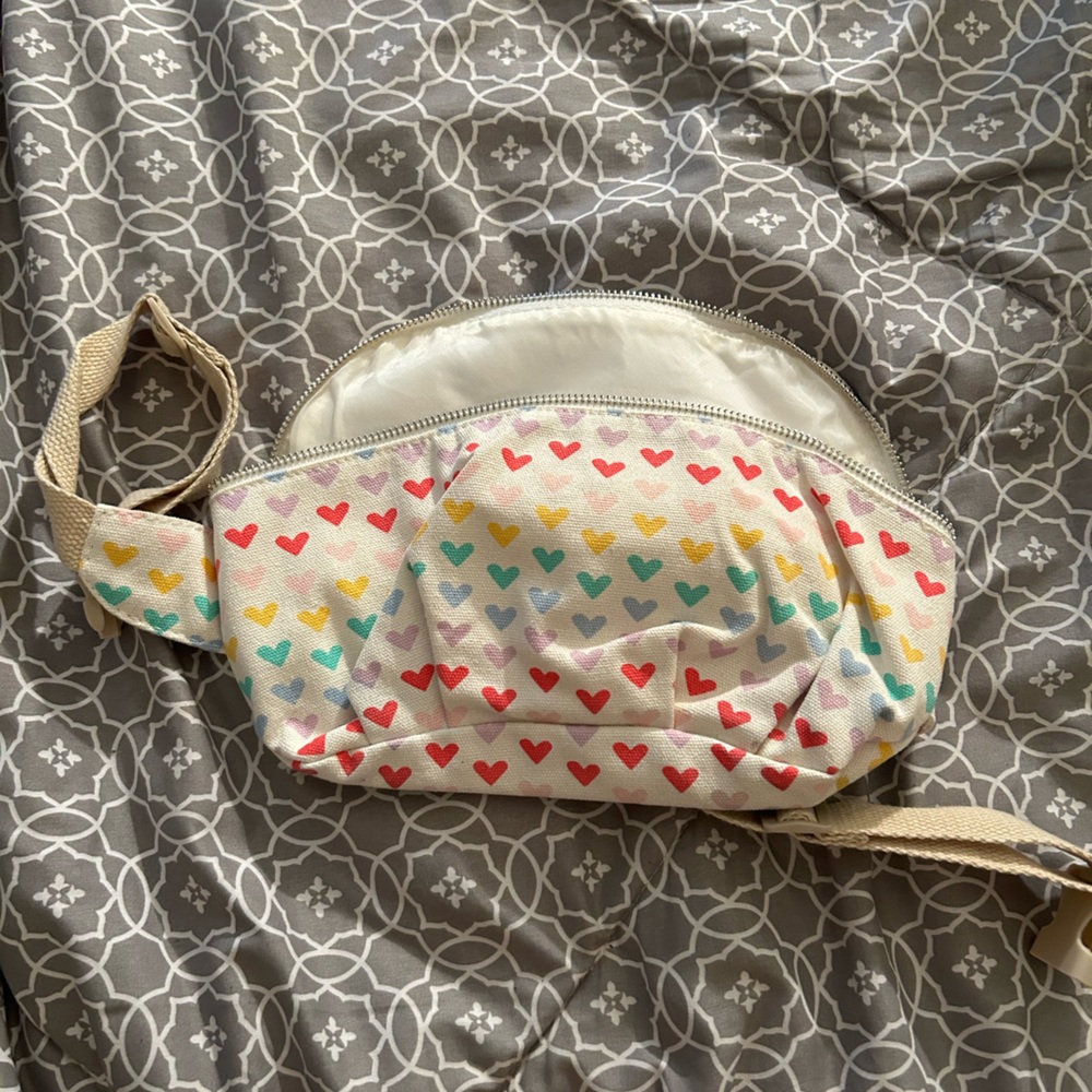 Heart fanny pack